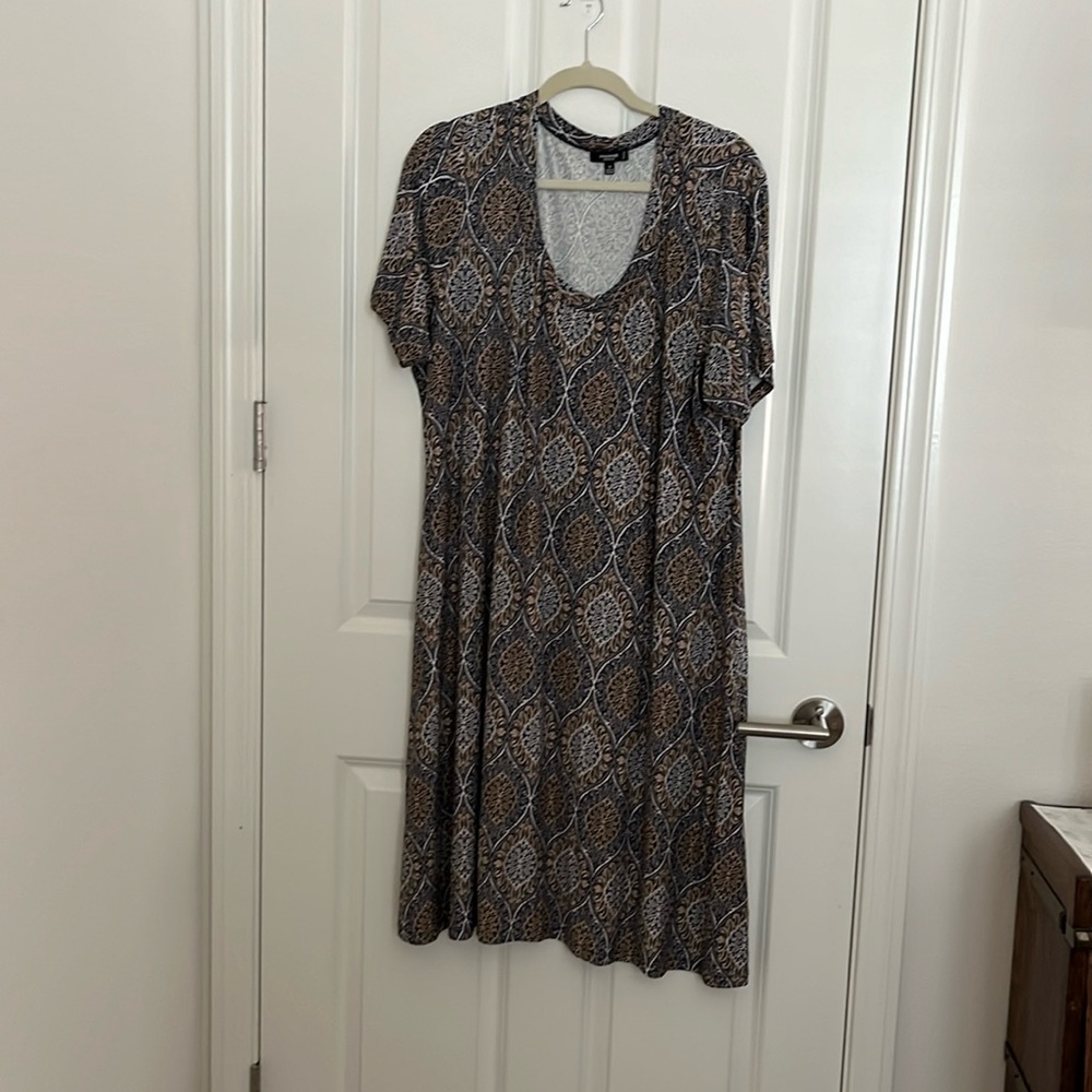 A line swing midi length dress or tunic